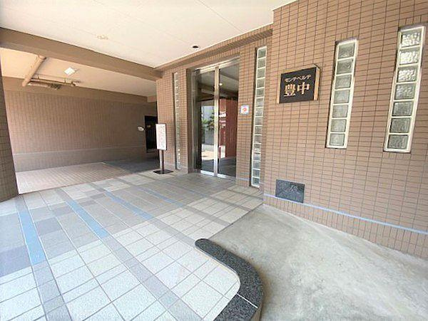モンテベルデ豊中のエントランス|清潔なエントランスです