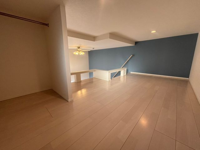 リヴァストの寝室
