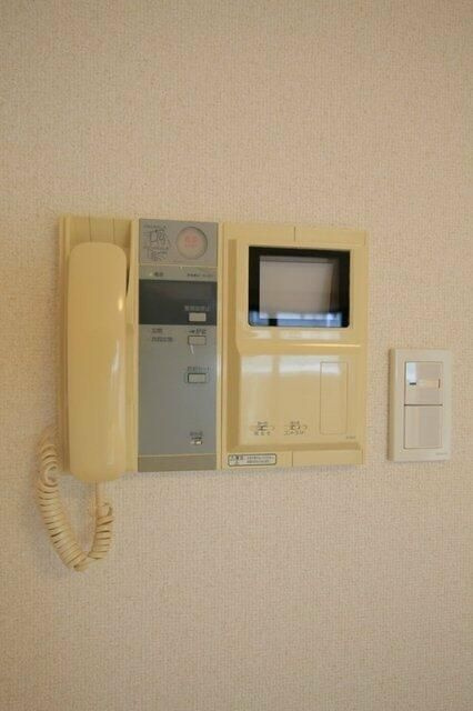 ルーブル学芸大学弐番館のセキュリティ
