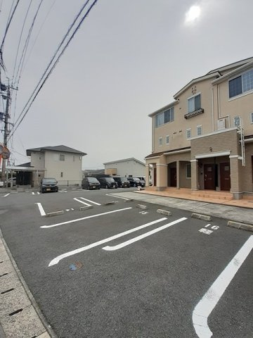 ベルメゾン・フルールの駐車場|駐車場があります