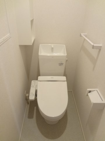 ベルメゾン・フルールのトイレ|コンパクトで使いやすいトイレです