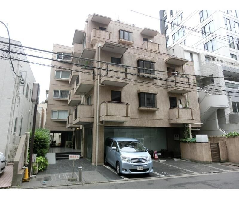 氷川アネックス２号館の外観
