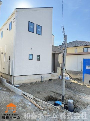 リナージュ ネクスジー 北島町中村01期の前面道路含む現地写真