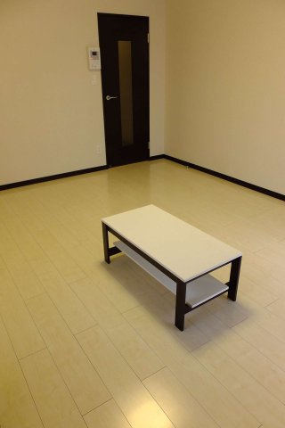 レオネクストシャルムの居間・リビング|ゆったり過ごせる居間です