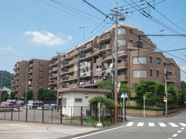 横浜市保土ケ谷区東川島町の賃貸マンションの外観