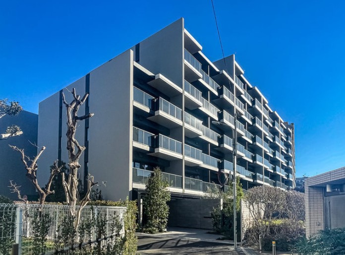 調布市調布ケ丘３丁目の賃貸マンションの外観