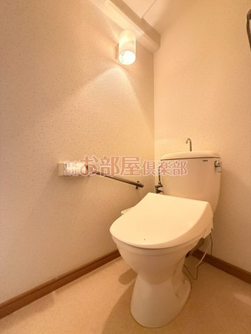 シャルムⅠのトイレ|清潔感のあるトイレです