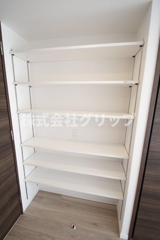 リヴシティ横濱関内弐番館の収納