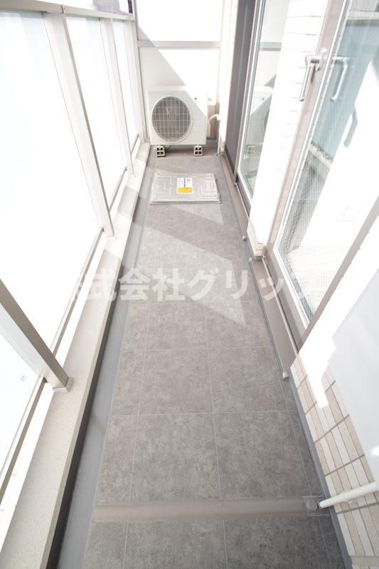 リヴシティ横濱関内弐番館のバルコニー