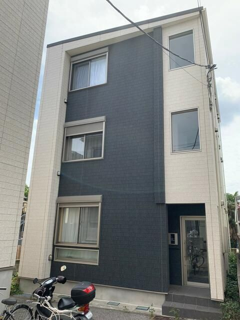 ル　シェール青木Ａ棟の外観