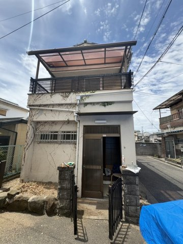 下田町貸家の外観