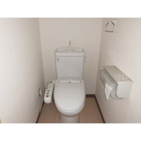 ゆったりとした空間のトイレです