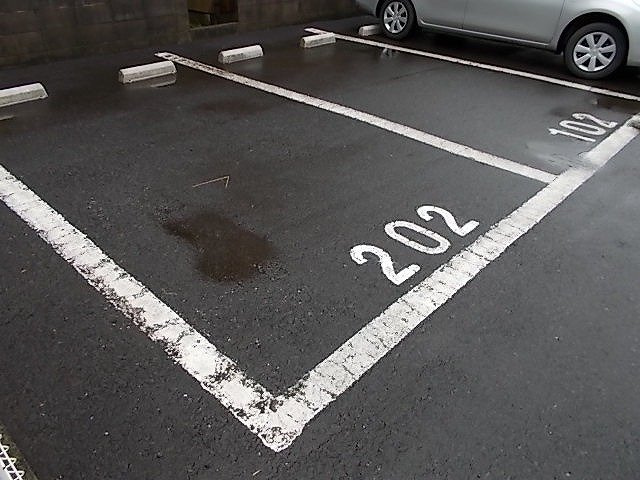 駐車場に車を止められます