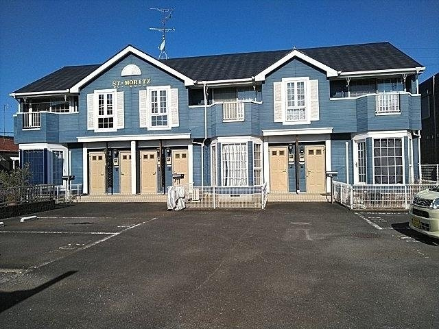 落ち着いた雰囲気の外観です