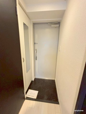 フォレストガーデン成育Ⅱ　仲介手数料無料の玄関