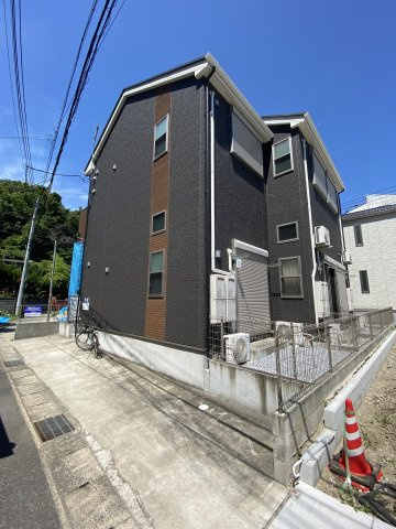 ゆとりのあるエントランスです