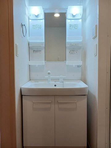 忙しい朝には欠かせない洗面所です