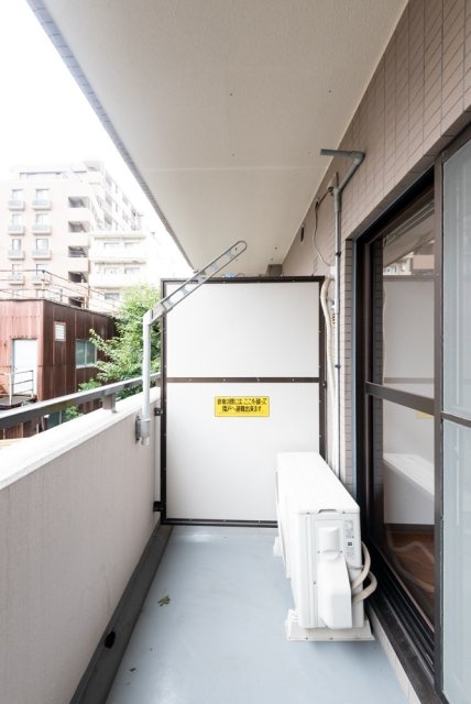 陽当たり良好なバルコニーです