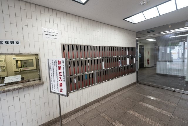 清潔なエントランスです