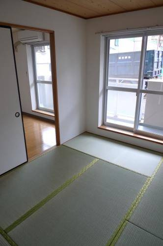 大和市下和田の賃貸マンションの寝室