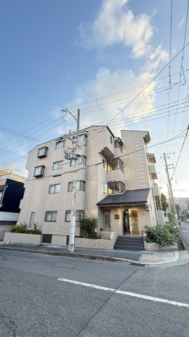 プリメーラリヨンの外観
