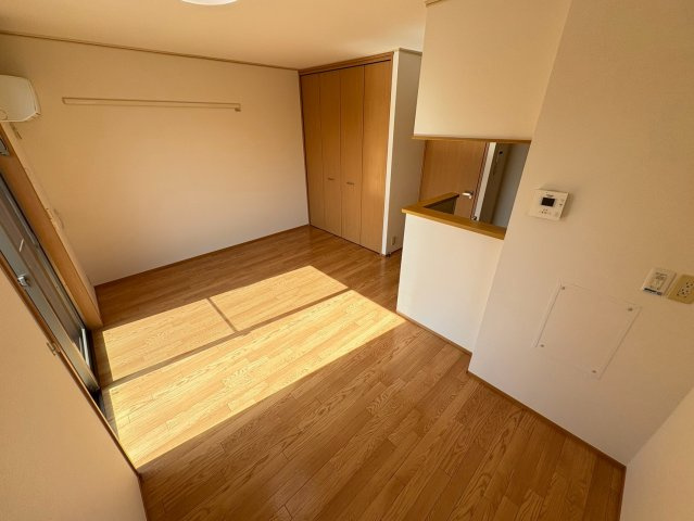 【寝室】 | フェニックス | ※角部屋の写真となります