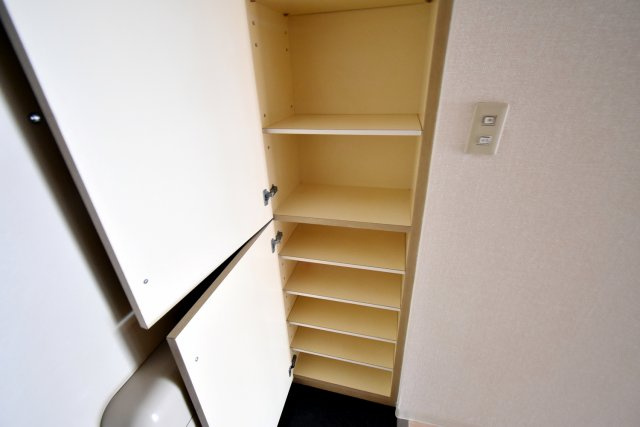 シャンブル甲東園の収納