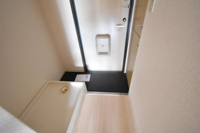 シャンブル甲東園の玄関