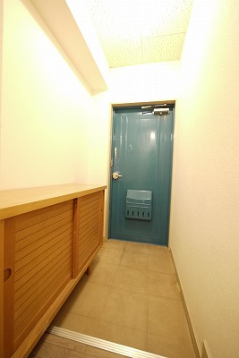 セントラルハイツの玄関|※写真は別の部屋のものです。