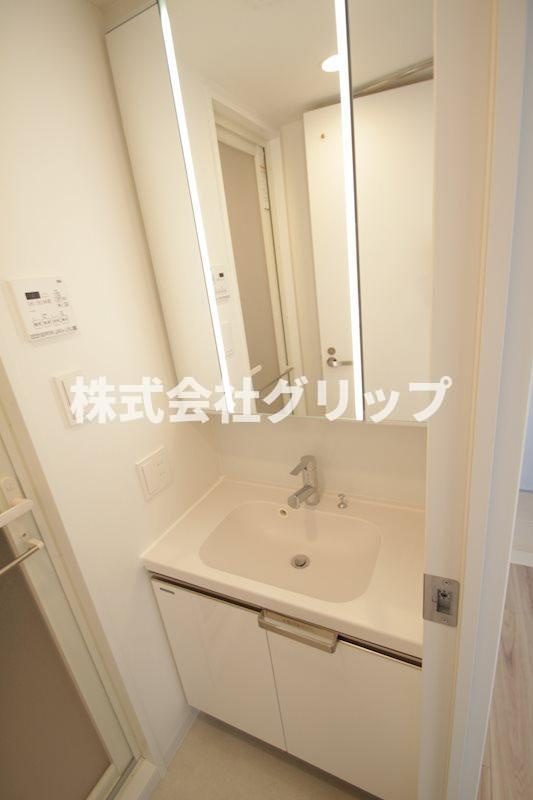 リヴシティ横濱関内弐番館の独立洗面台