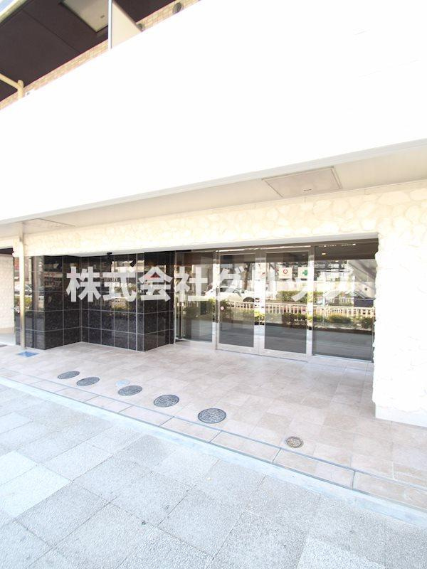 リヴシティ横濱関内弐番館のエントランス