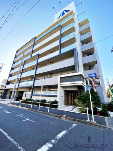 メイプル岩塚本通の外観