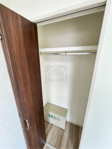 クレール小竹向原の収納|こまごまとしたものを収納できそうですね