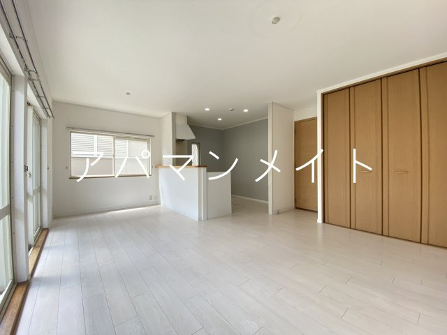 【居間・リビング】 | 戸塚周辺ならアパマンメイトへＬｅｔｓ Ｇｏ ！