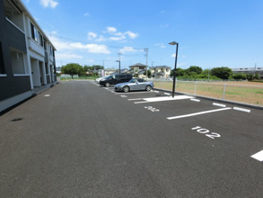 【駐車場】
