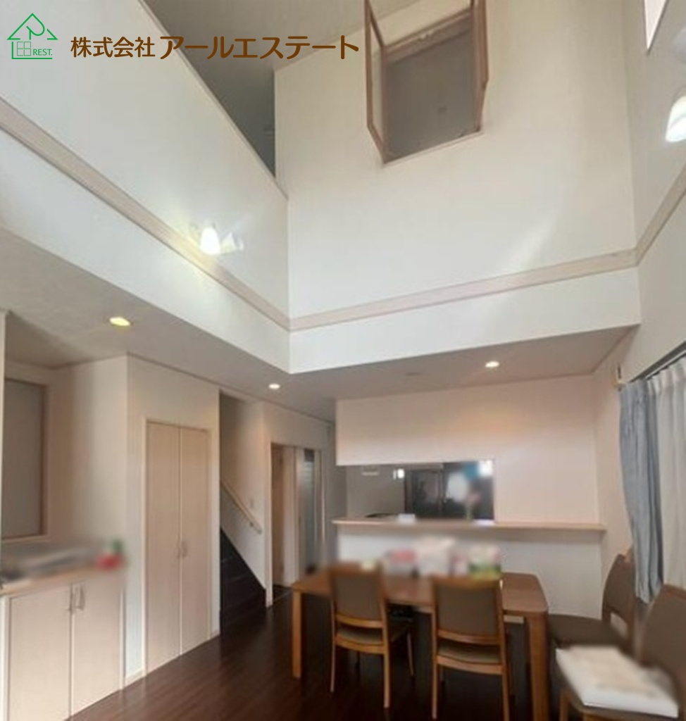 姫路市白浜町　　山陽電鉄「白浜の宮駅」徒歩17分の居間・リビング
