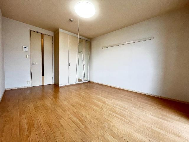 加古川市尾上町口里のアパートの内装|洋室