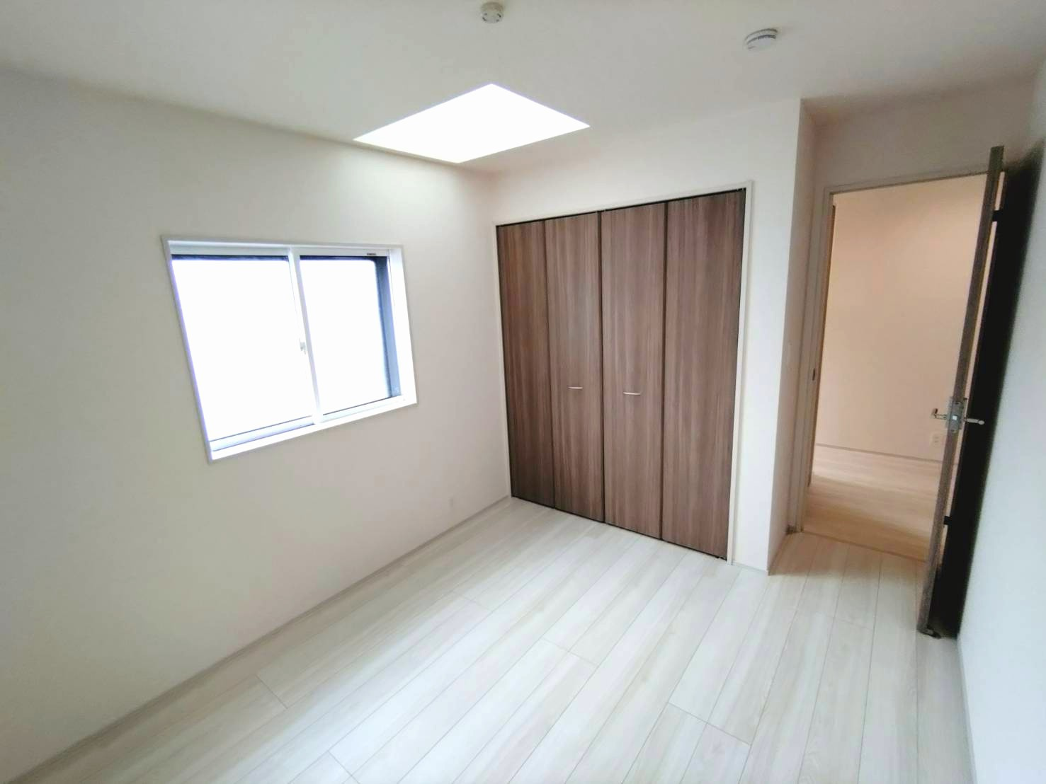 新築戸建の洋室