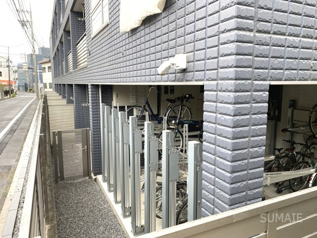Grande Classe 新都心のその他共用部分|建物裏側防犯カメラ☆彡