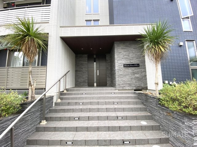Grande Classe 新都心のエントランス|建物入り口☆彡