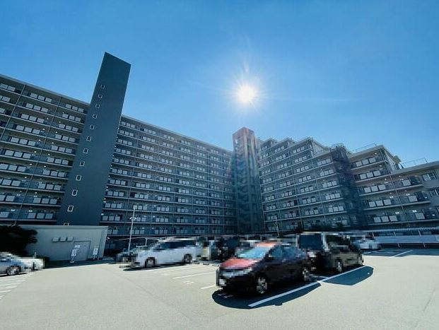 日商岩井グリーンサイドマンションの外観|外観は落ち着いています