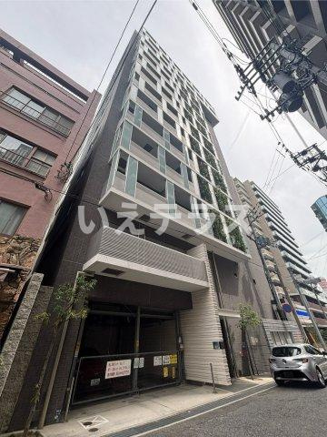 アーバネックスみなと元町のエントランス