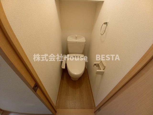 レオパレス兵庫駅南通りのトイレ