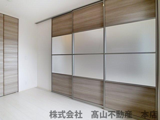 宗像市河東のアパートの洋室