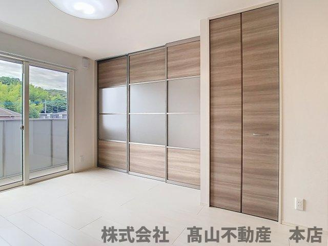 宗像市河東のアパートの居間・リビング