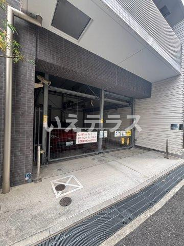 アーバネックスみなと元町の駐車場