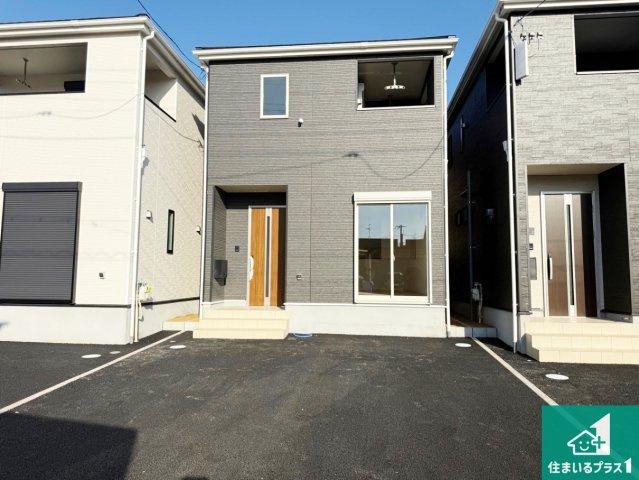 ◆八尾市太田　第3期　新築一戸建ての外観|安心の10年保証！外観を美しく保ち、雨水で汚れを落とします！気になることがありましたら、お気軽にお問い合わせください！