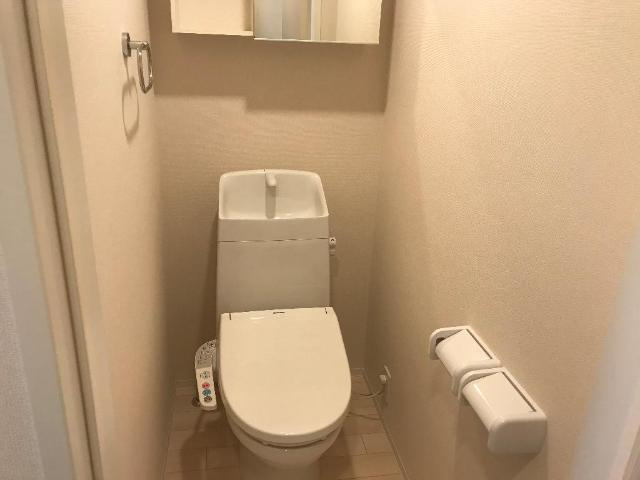 カーサ　プラーヴァのトイレ|トイレ