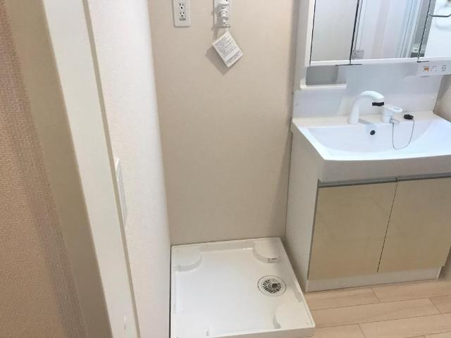 カーサ　プラーヴァの洗面所|洗面