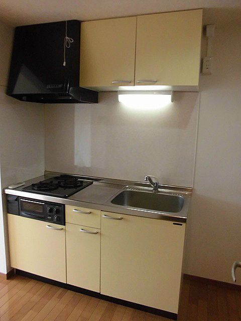 プレミールBのキッチン|※別号室の写真です。現況優先となります。